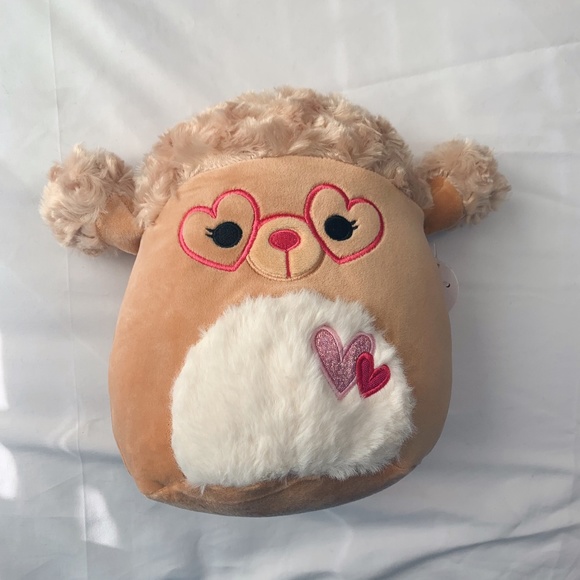 jacinda the poodle squishmallow